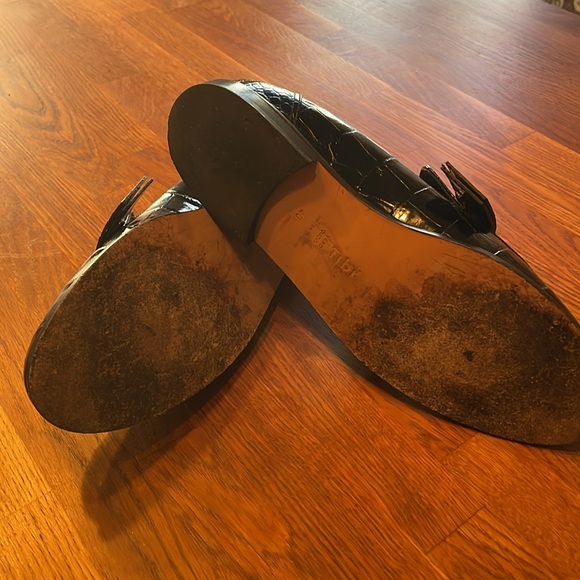 TIBI Norris croc embossed leather Blk loafer with removable strap. - Picture 6 of 6